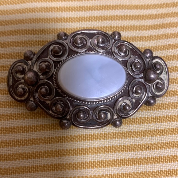 Vintage Bekmann Sterling Brooch